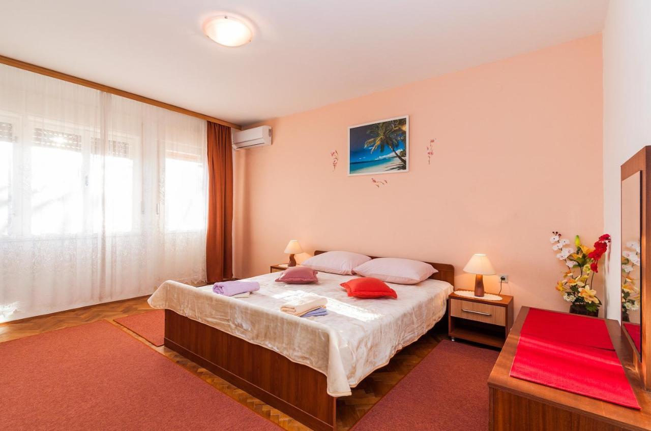Apartments For Families With Children Privlaka, Zadar - 5747 Exterior foto