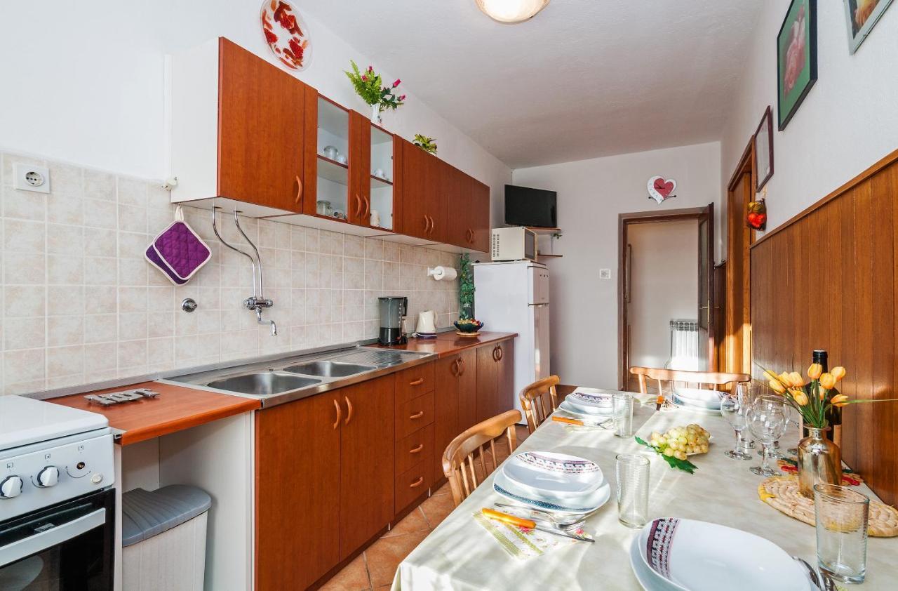 Apartments For Families With Children Privlaka, Zadar - 5747 Exterior foto